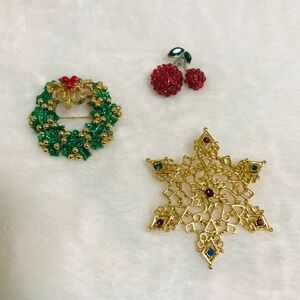 Jewelry Brooches/Pins Wreath Snowflake Cherries/Cherry Vintage Christmas